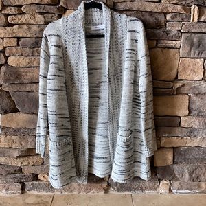JustFab black and white long cardigan sweater with pockets. Size small